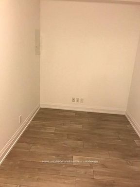 7890 Bathurst Street S 1006