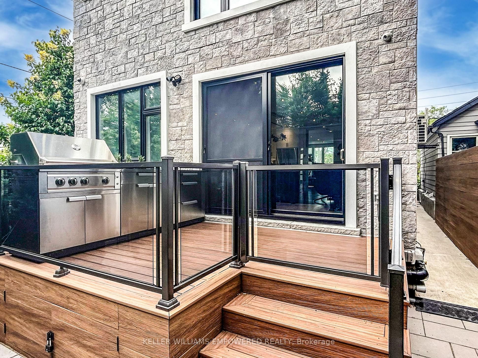 330 Cedarvale Avenue