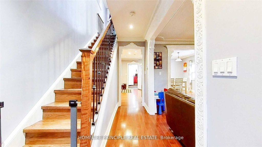 Photo of 1610 Weston Road, Toronto, ON M9N 1T9 (MLS # W12357441)