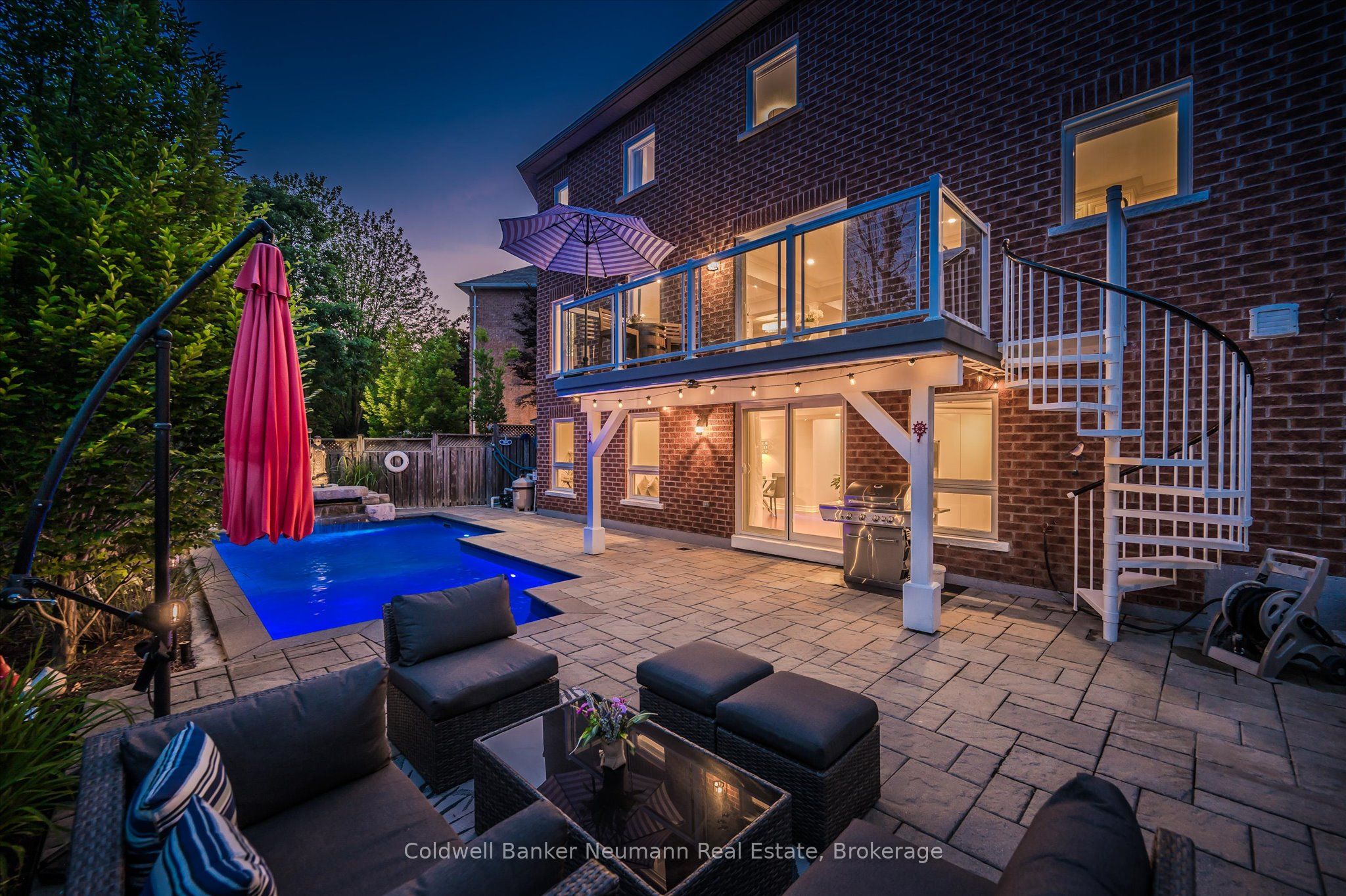 5248 Nova Crescent