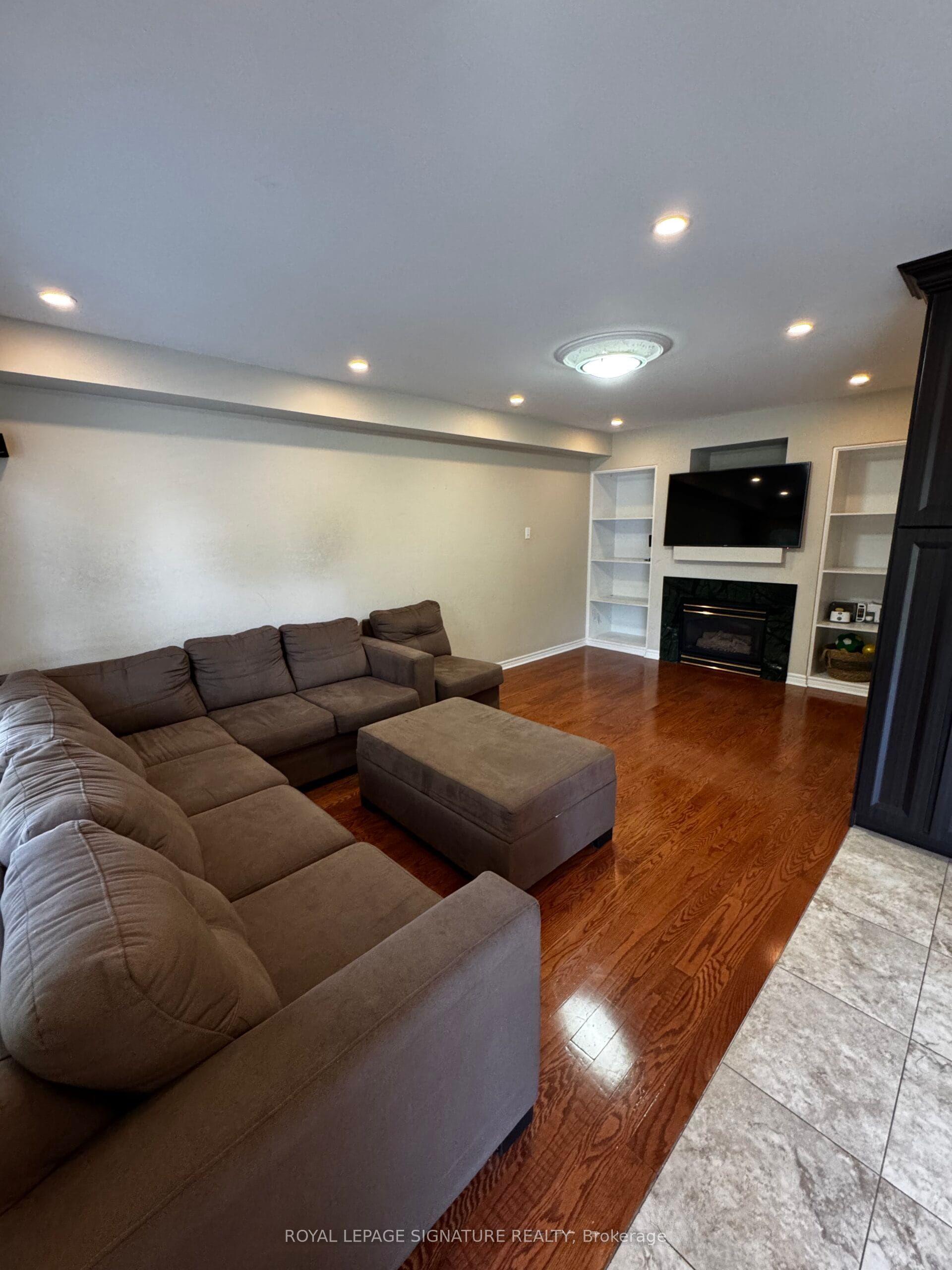 5503 Landsborough Avenue