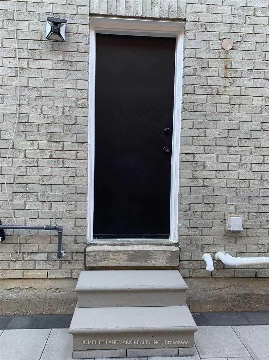 40 Crystal Drive Bsmt