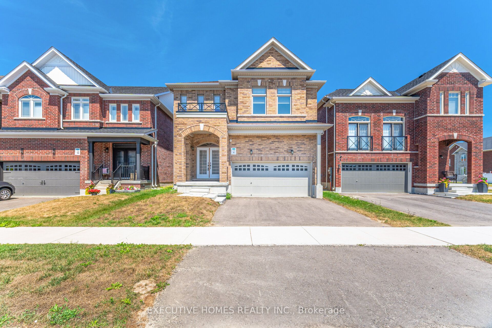 14 Mac Campbell Way