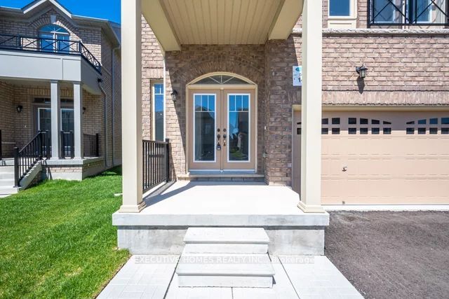 14 Mac Campbell Way
