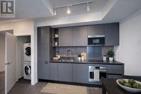 Property photo of 39 mary street 2506, barrie, ON l4n 1s9