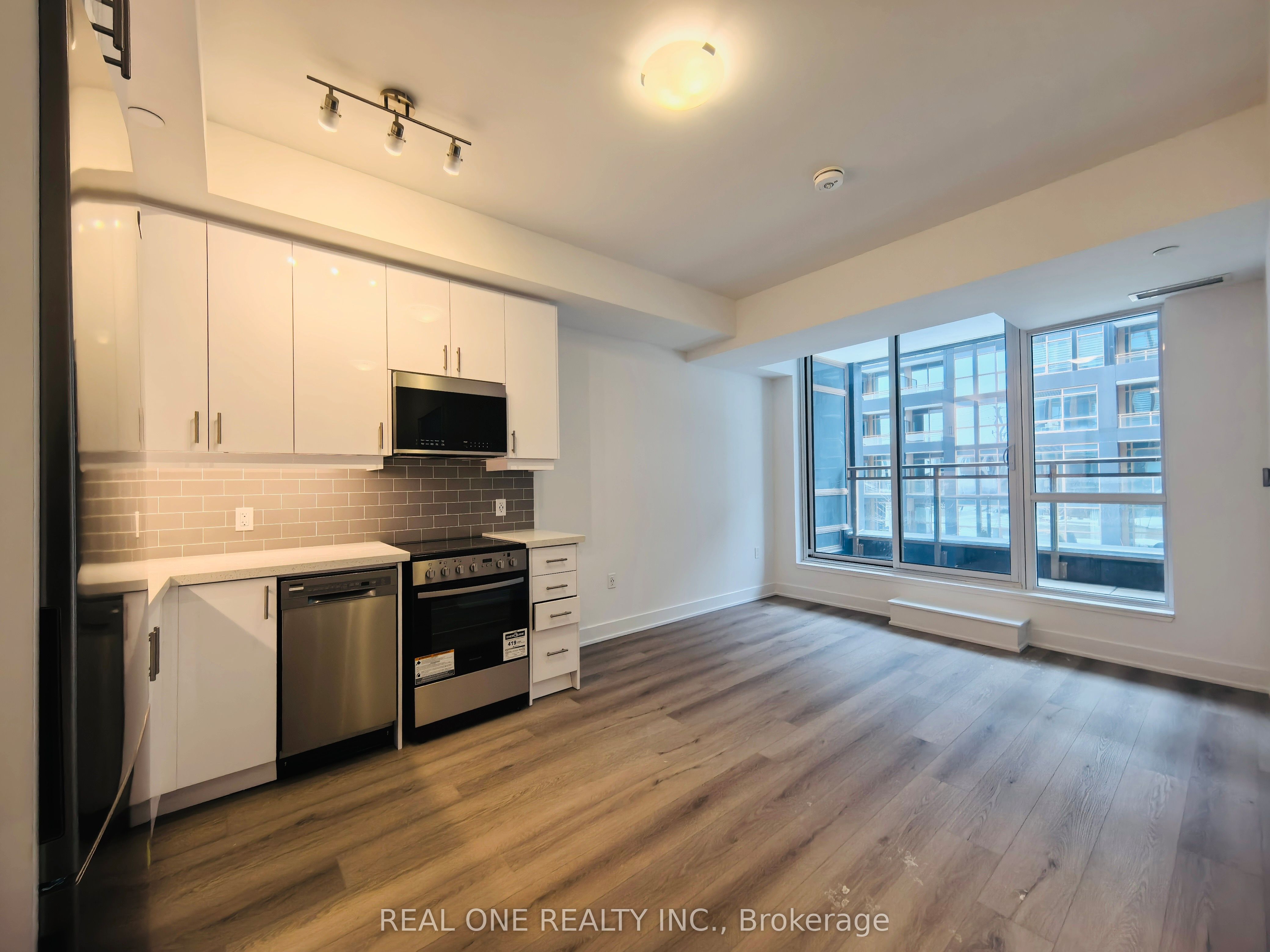 2333 KHALSA Gate 225