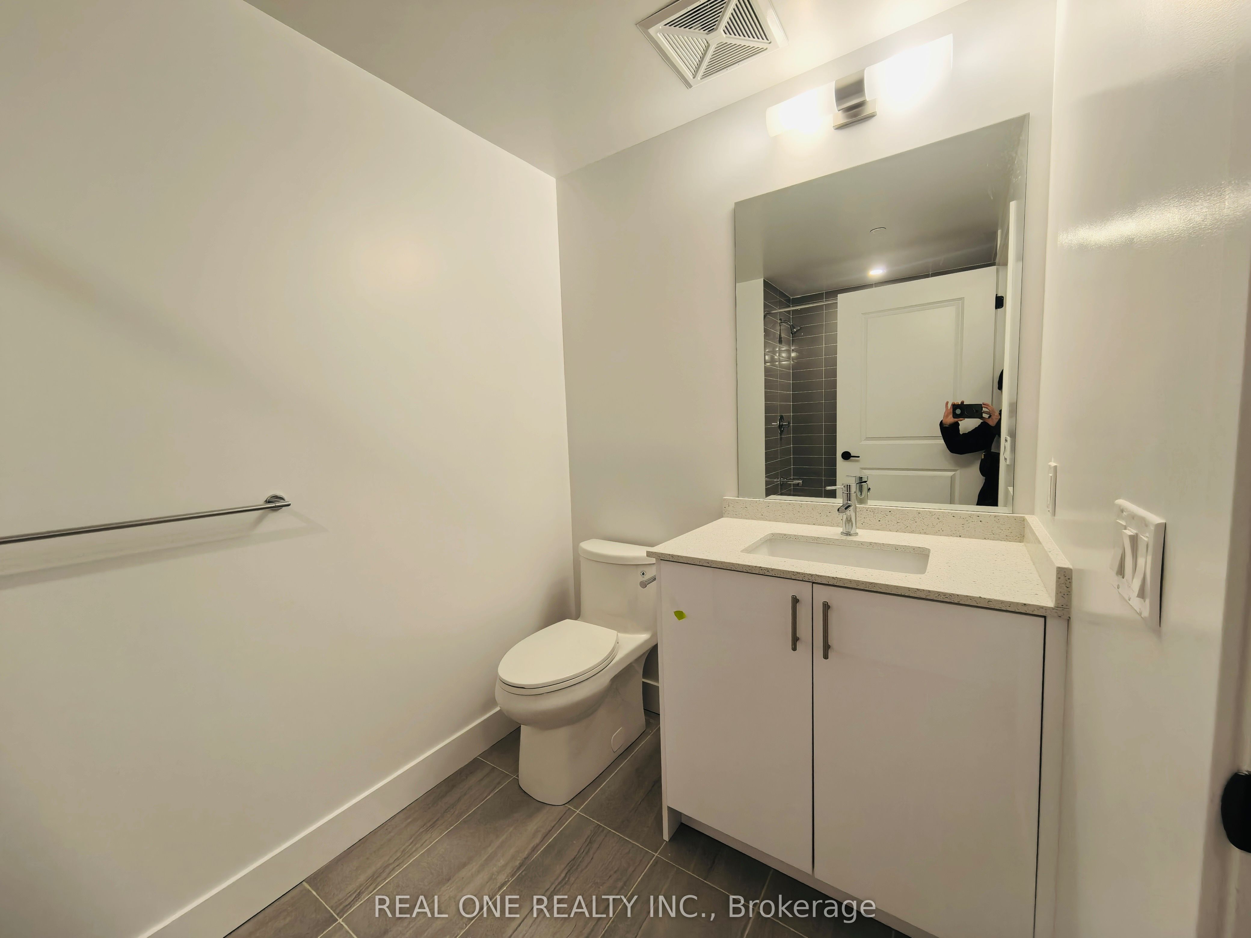 2333 KHALSA Gate 225