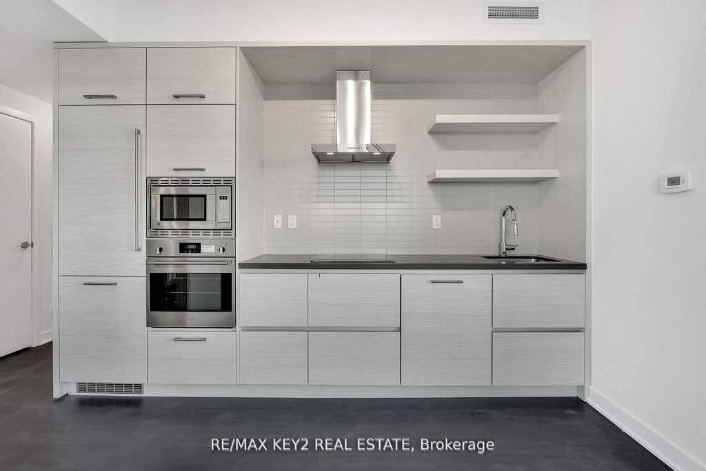 Photo of 2221 Yonge Street #3402, Toronto, ON M4S 0B8 (MLS # C13559990)