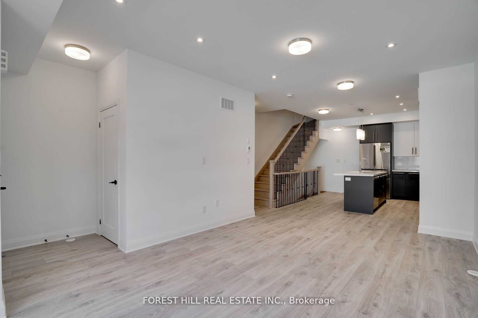 16 Chesley Street