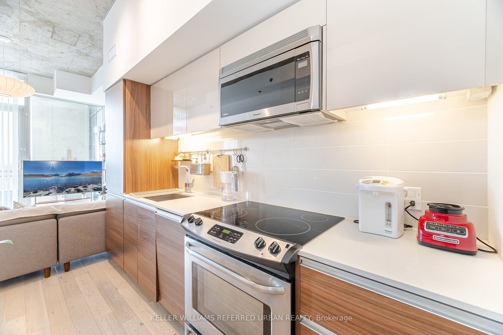 20 Minowan Miikan Lane 1108