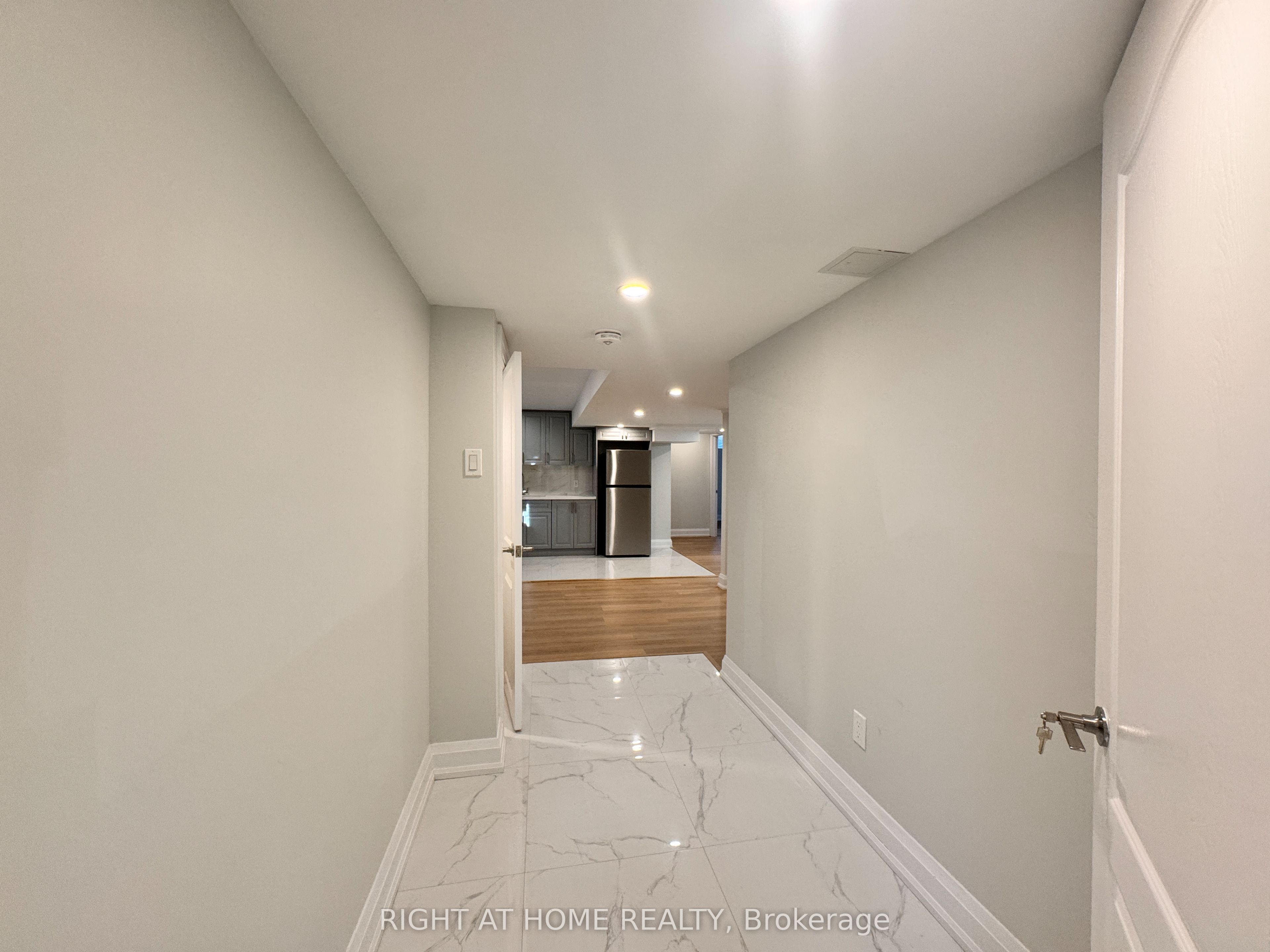 70 Hardgate Crescent Basement