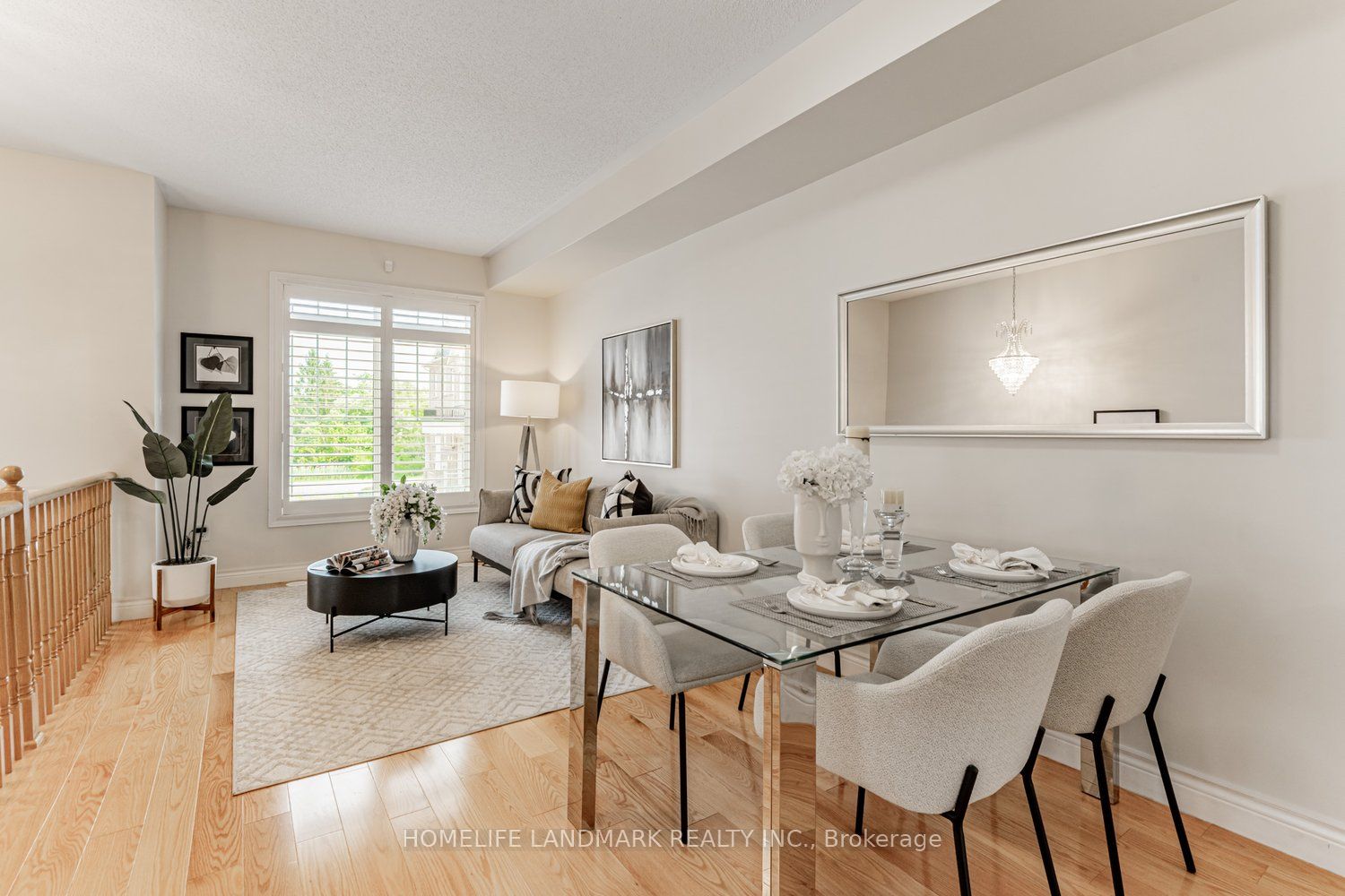 134 Dundas Way