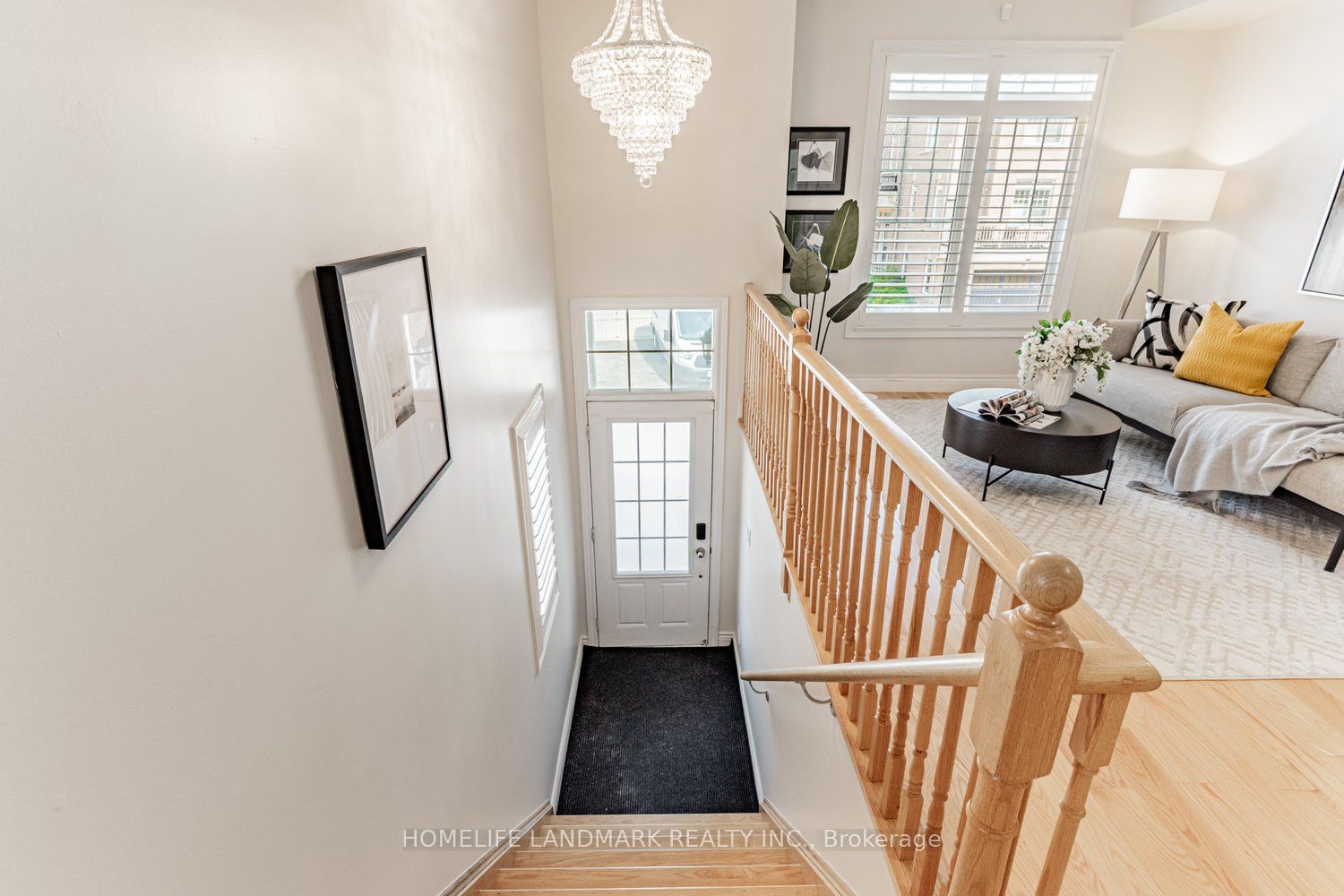 134 Dundas Way