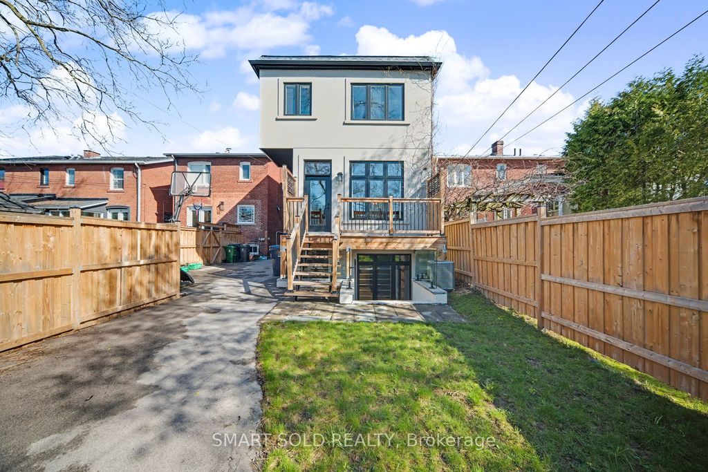 Photo of 443 Hillsdale Avenue E, Toronto, ON M4S 1V1 (MLS # C13046398)