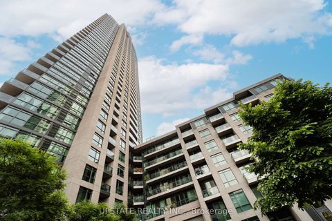 215 Fort York Boulevard 416 Toronto ON M5V 4A2