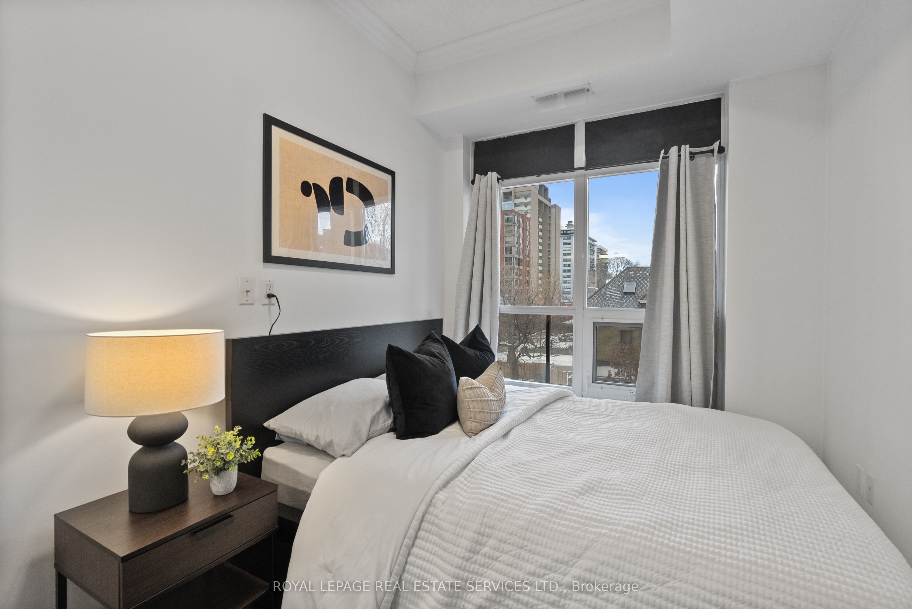 Hamilton, ON L8P 0B4, Canada, 2 Bedrooms Bedrooms, ,1 BathroomBathrooms,Residential,Active,110898