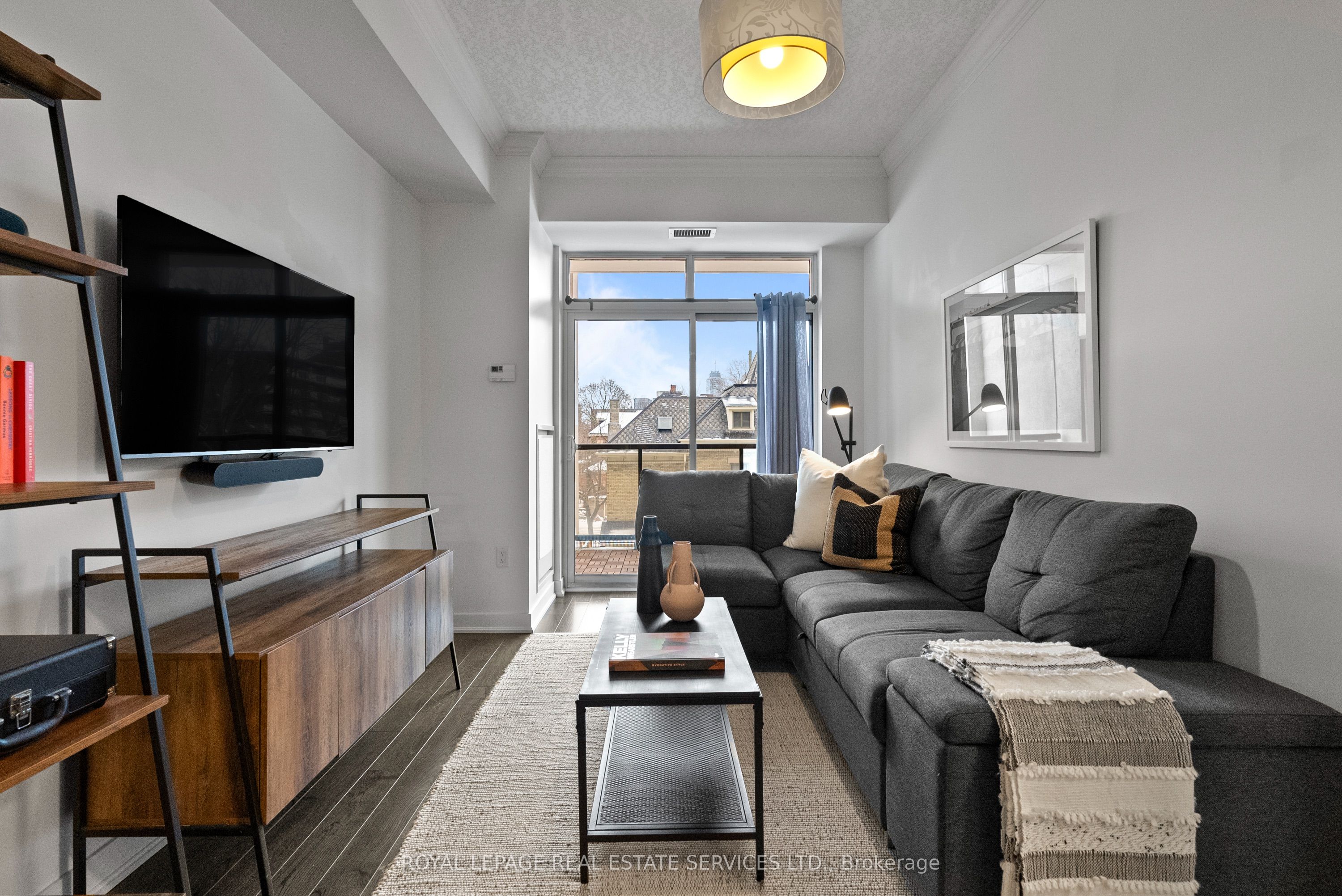 Hamilton, ON L8P 0B4, Canada, 2 Bedrooms Bedrooms, ,1 BathroomBathrooms,Residential,Active,110898