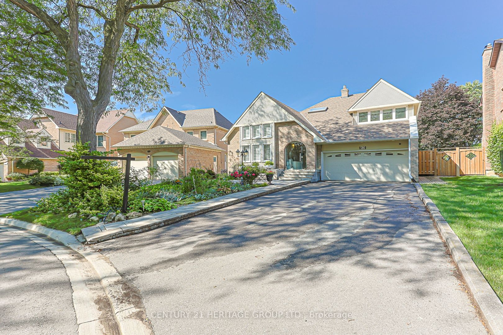 62 Greencroft Crescent