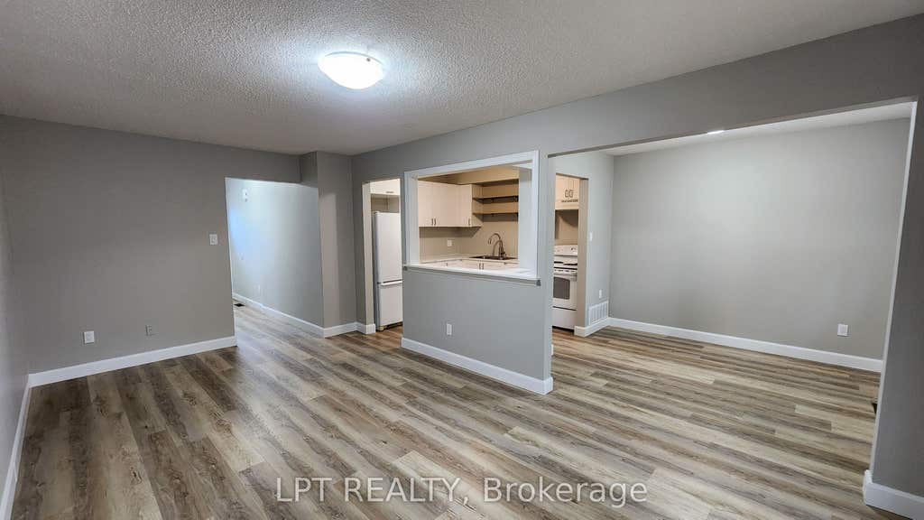 Photo of 38 Chaucer Crescent, Barrie, ON L4N 4T7 (MLS # S13653326)