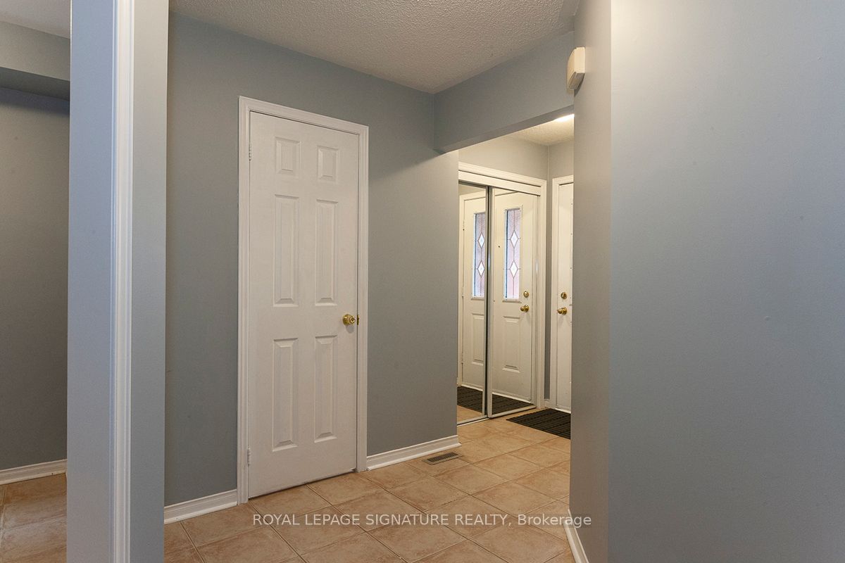 5528 Antrex Crescent