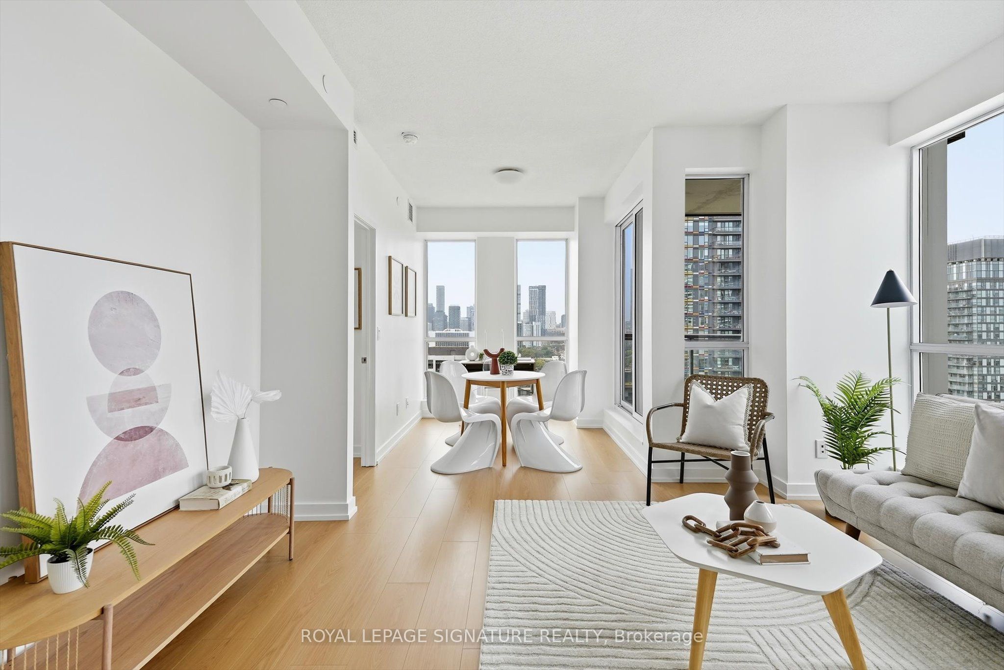 55 Regent Park Boulevard 1809