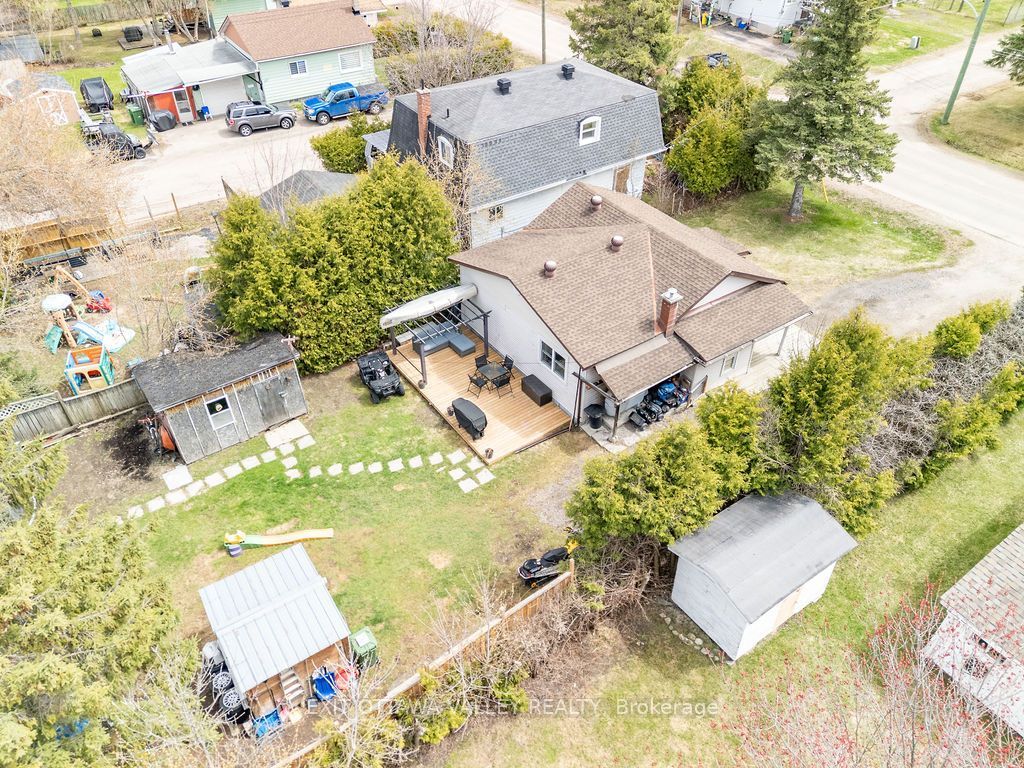 Photo of 528 Almira Street, Pembroke, ON K8A 3Z9 (MLS # X13075638)