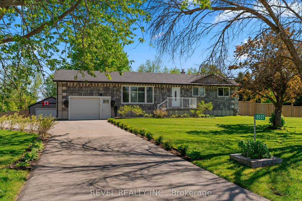 Photo of 6537 9 COUNTY Road, Clearview, ON L0M 1S0 (MLS # S13665138)