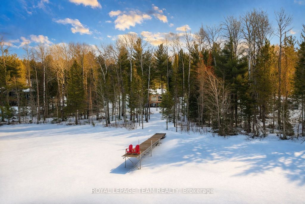 Photo of 424 Lakewoods Drive, Madawaska Valley, ON K0J 1B0 (MLS # X12954764)