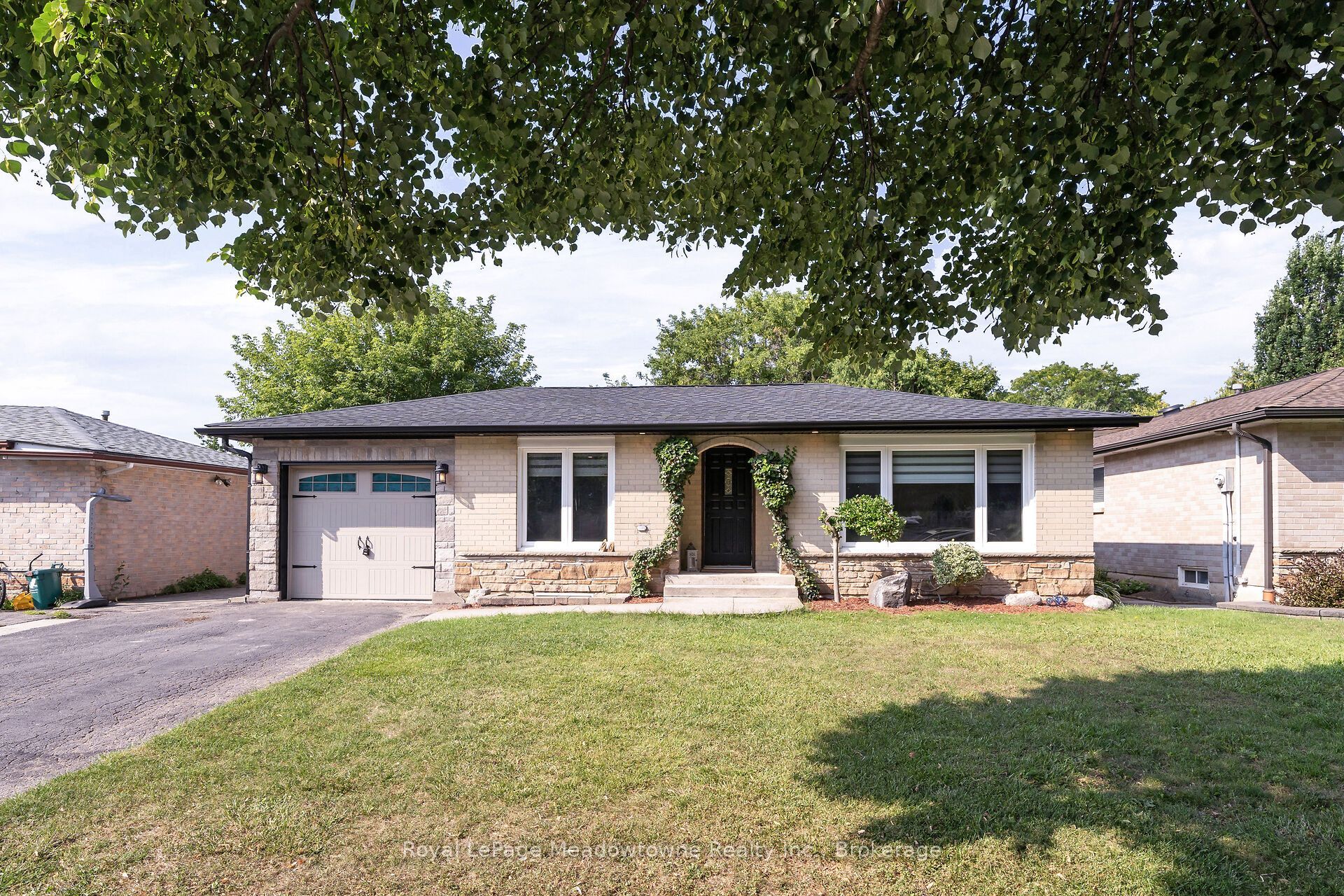 96 Macdonald Crescent