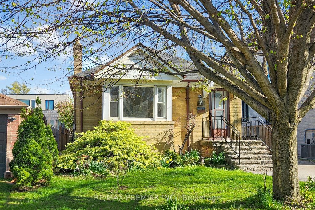 Photo of 89 Burncrest Drive, Toronto, ON M5M 2Z6 (MLS # C13120768)