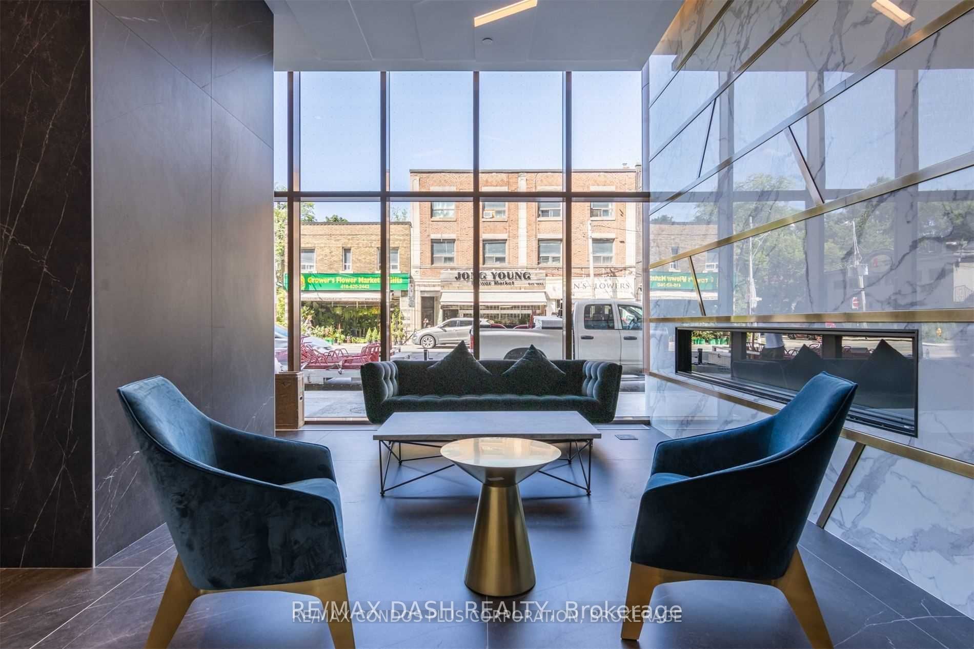151 Avenue Road 1002