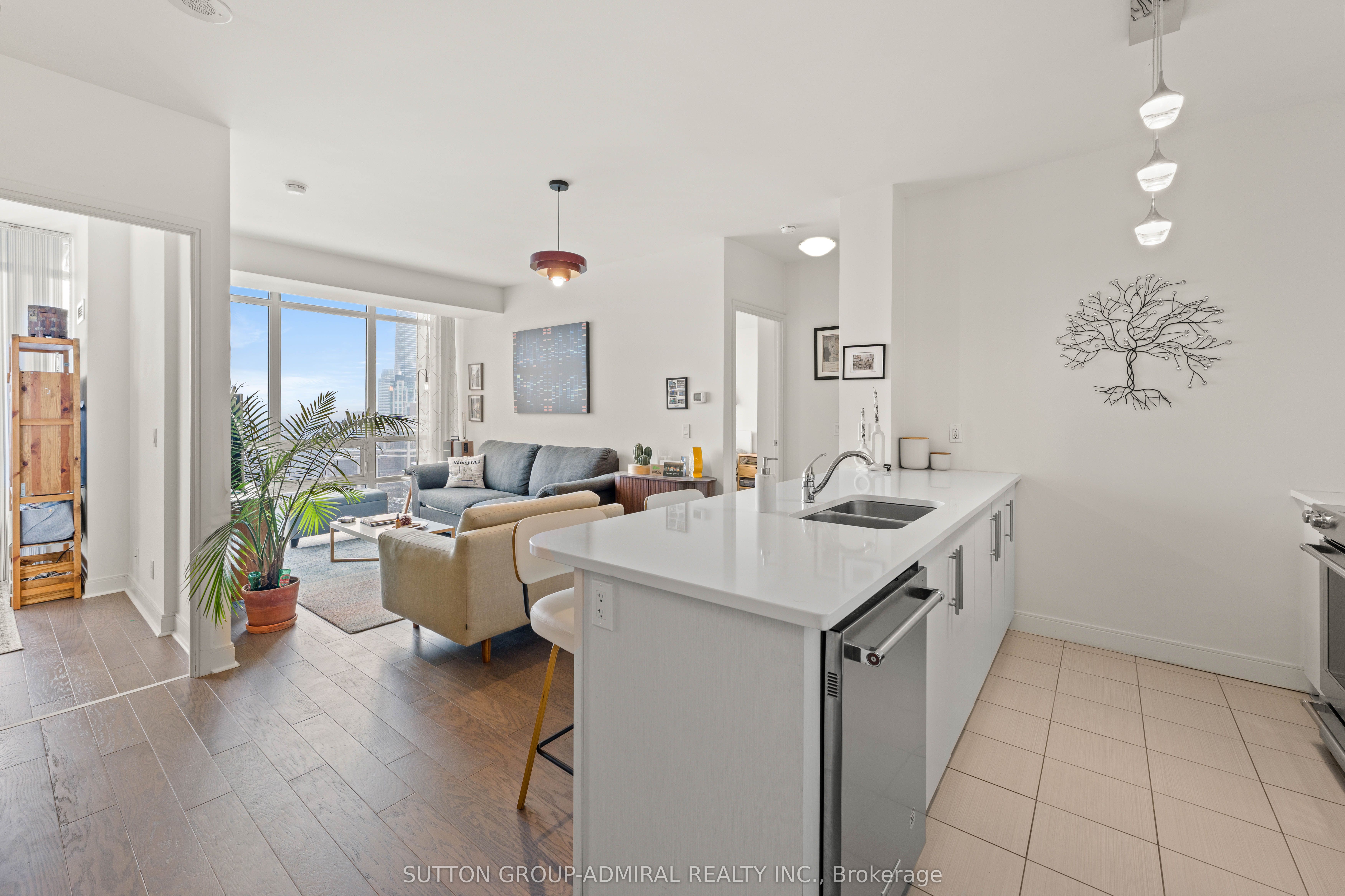 825 Church Street 2106