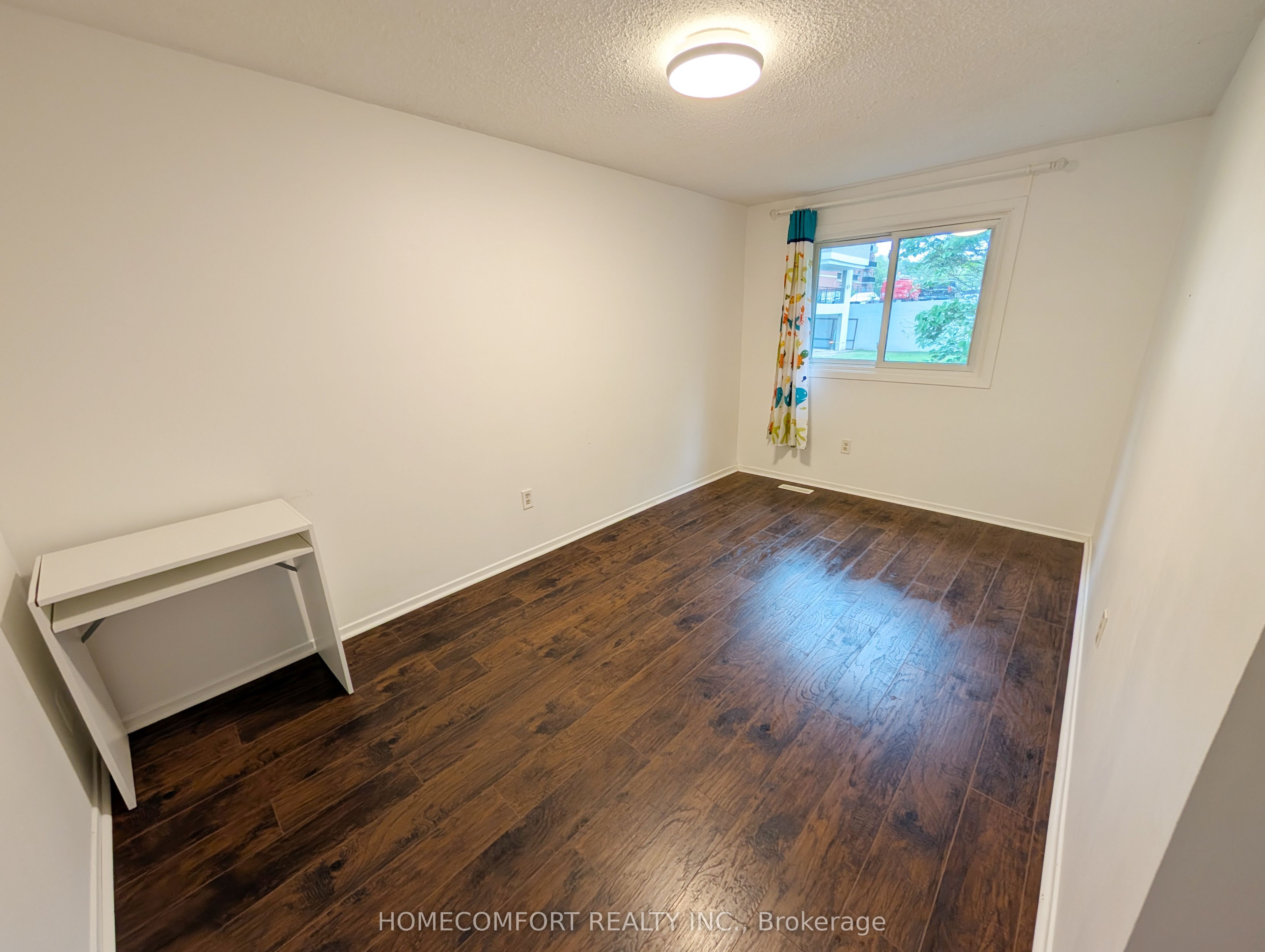 21 Thatcher's Mill Way 39