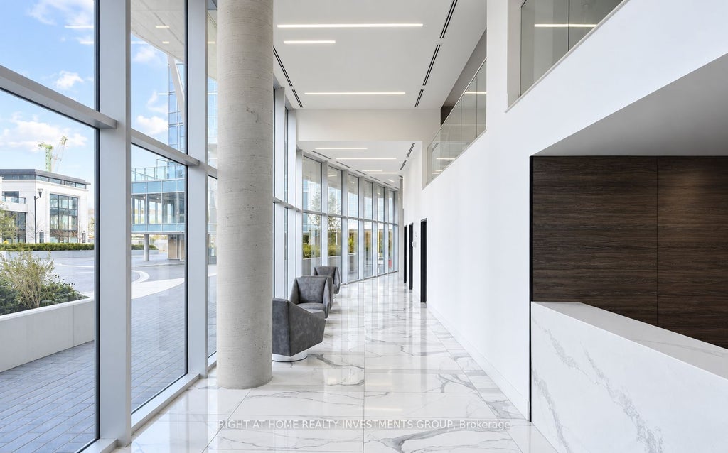 Photo of 2916 Highway 7 N/A #3305, Vaughan, ON L4K 0K6 (MLS # N14029094)