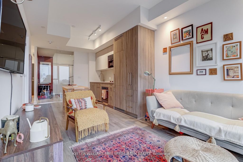 Photo of 840 St Clair Avenue W #609, Toronto, ON M6C 0A4 (MLS # C13125084)