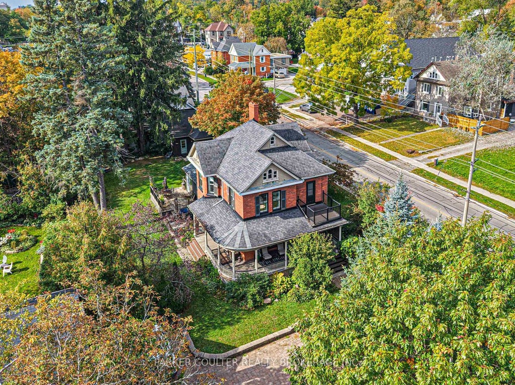 Photo of 102 Clapperton Street, Barrie, ON L4M 3G2 (MLS # S13886590)