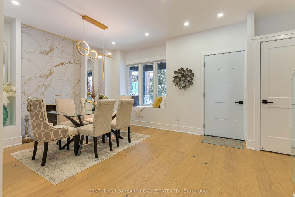 Photo of 208 Gainsborough Road, Toronto, ON M4L 3C6 (MLS # E14088112)