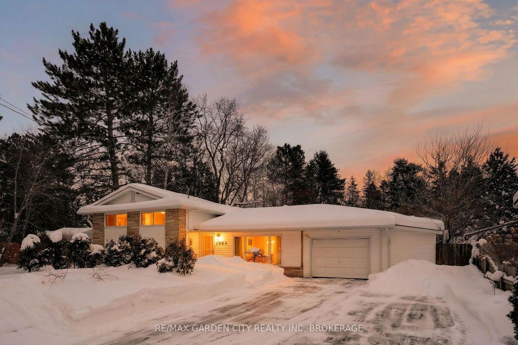 Photo of 4864 MICHELLE Drive, Greater Sudbury, ON P3P 1G9 (MLS # X12744610)