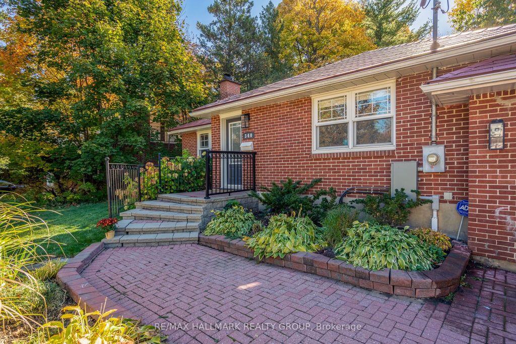 Photo of 340 Cunningham Avenue, Alta Vista and Area, ON K1H 6B4 (MLS # X12824858)