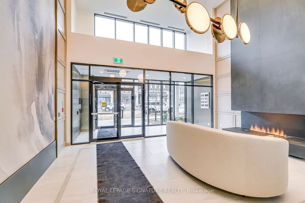 Photo of 3285 Carding Mill Trail #404, Oakville, ON L6M 5P7 (MLS # W12683056)