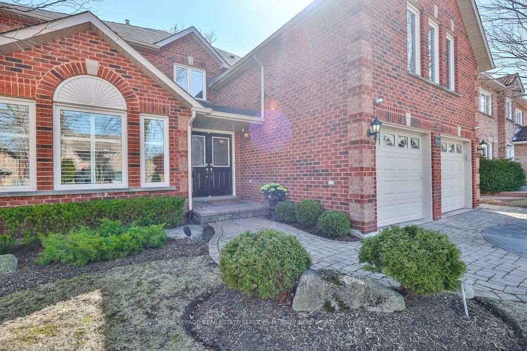 2764 Rosewood Lane
