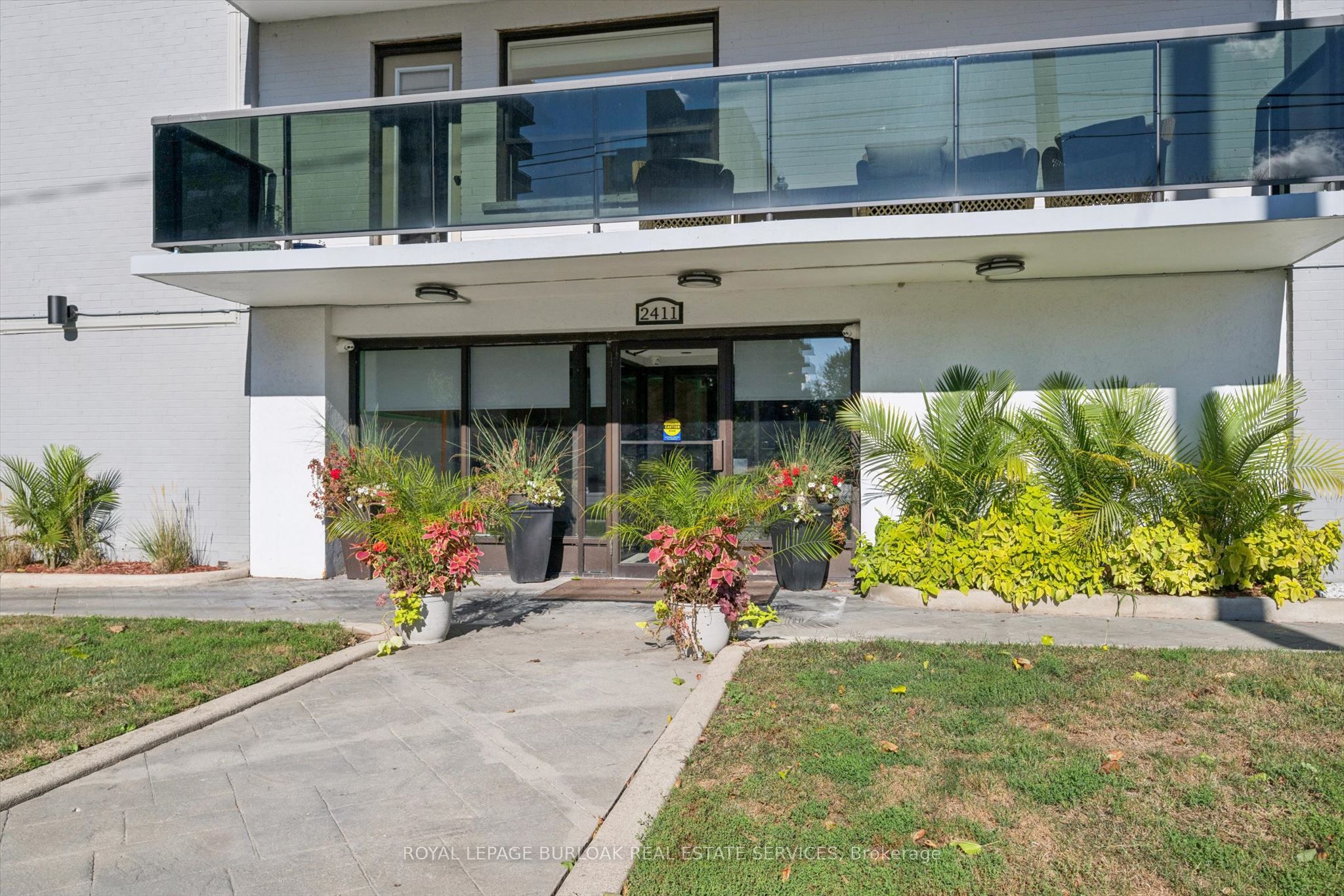 2411 New Street 405