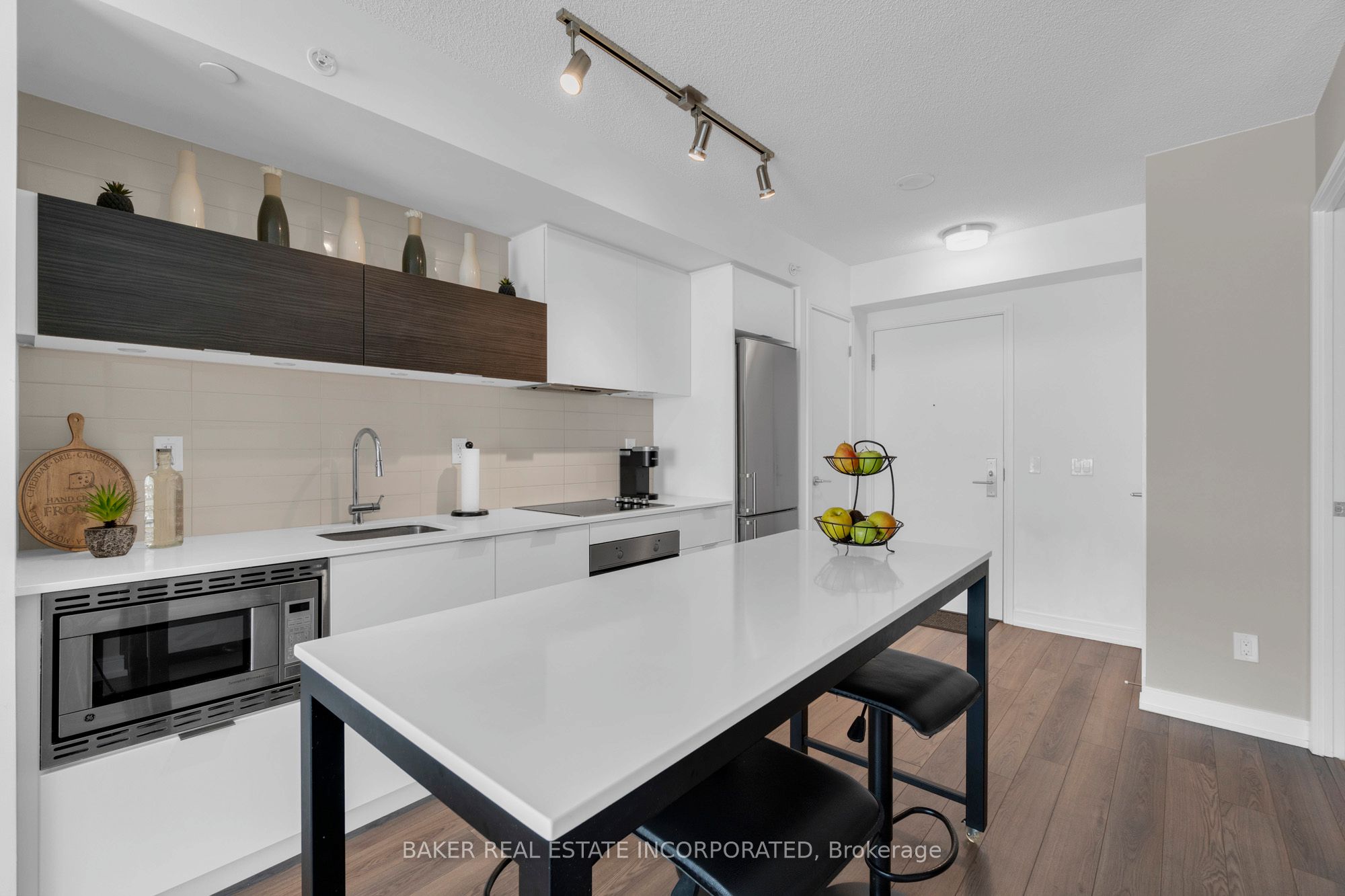 20 Thomas Riley Road W 701