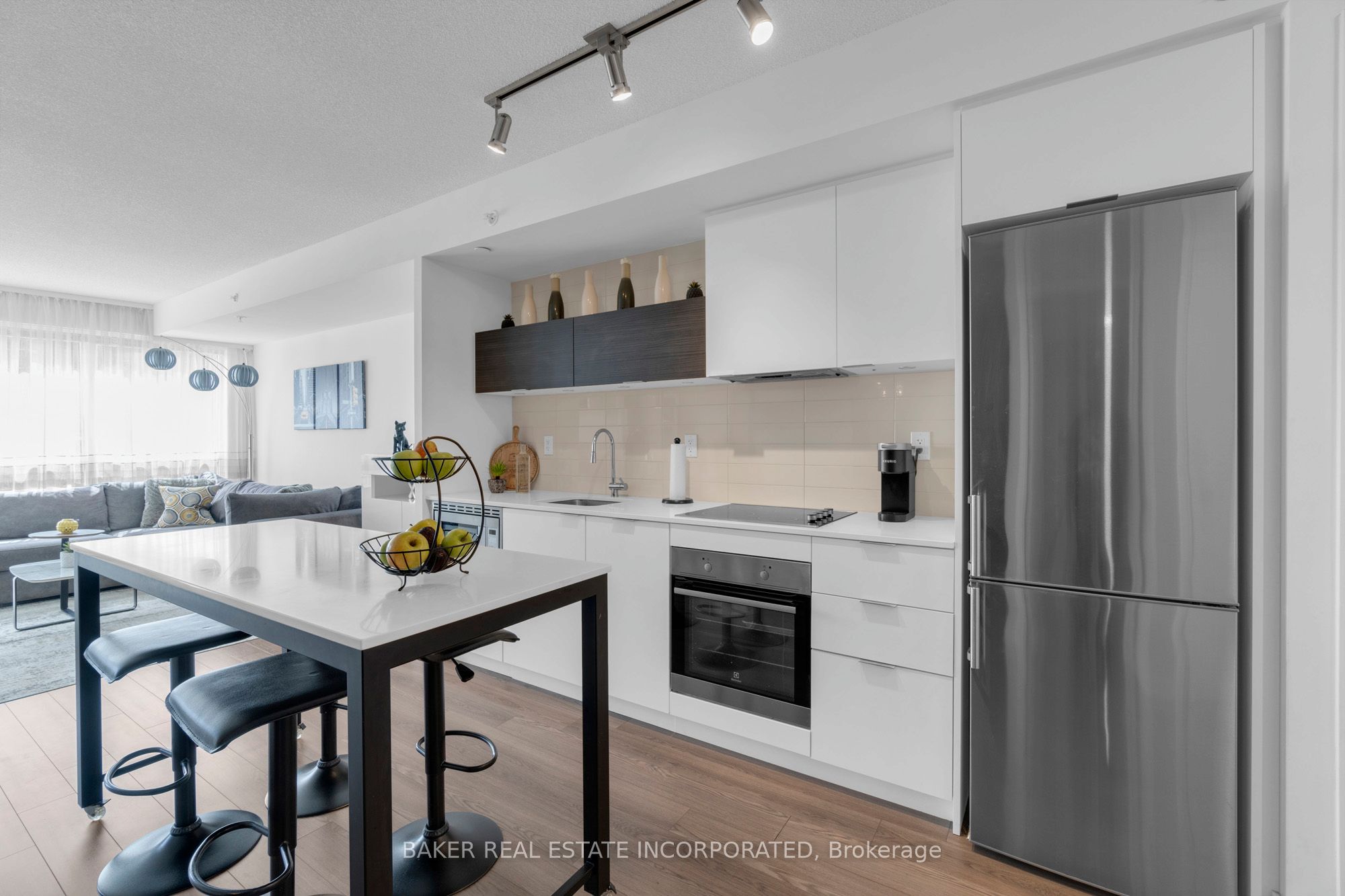 20 Thomas Riley Road W 701