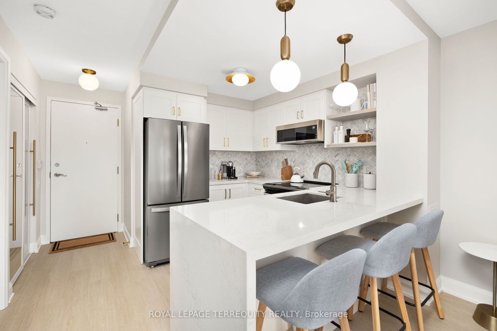 Photo of 2191 Yonge Street #1004, Toronto, ON M4S 3H8 (MLS # C12924644)