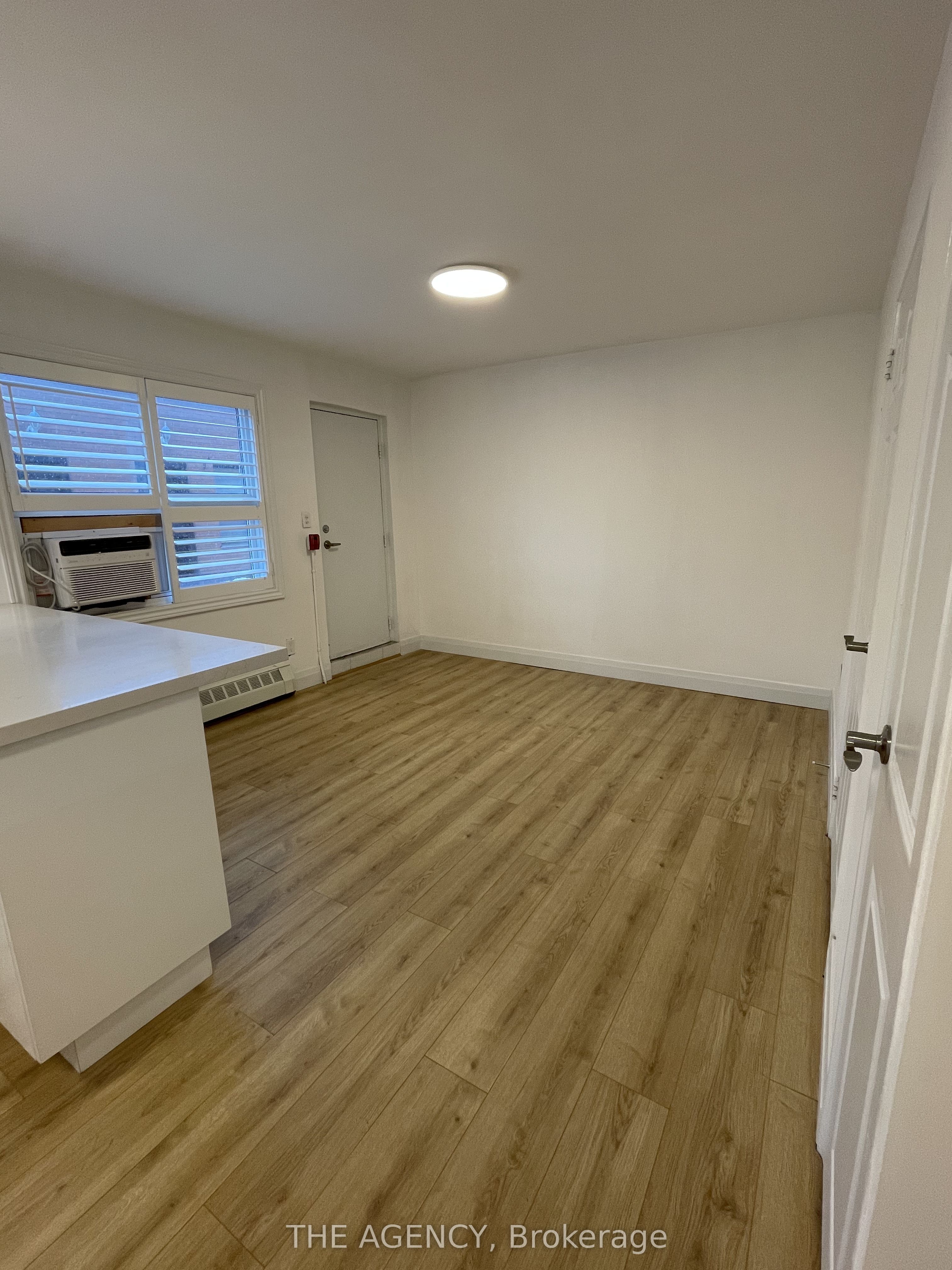 2940 Dundas Street W 2