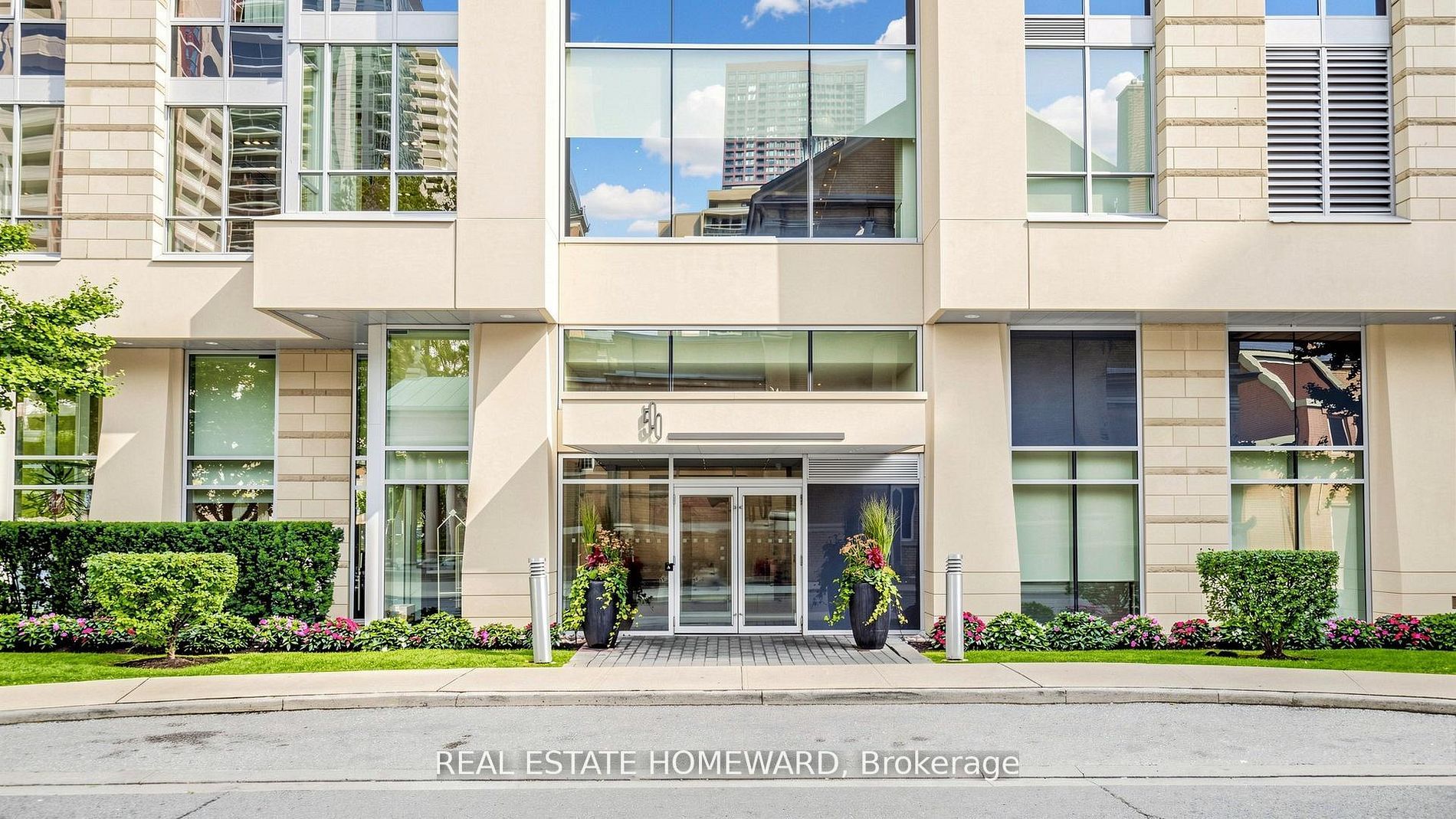500 Sherbourne Street 503