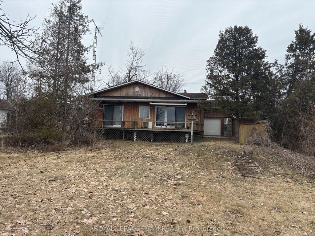 Photo of 3670 River Road, Greely - Metcalfe - Osgoode - Vernon and Area, ON K4M 1B4 (MLS # X13600714)