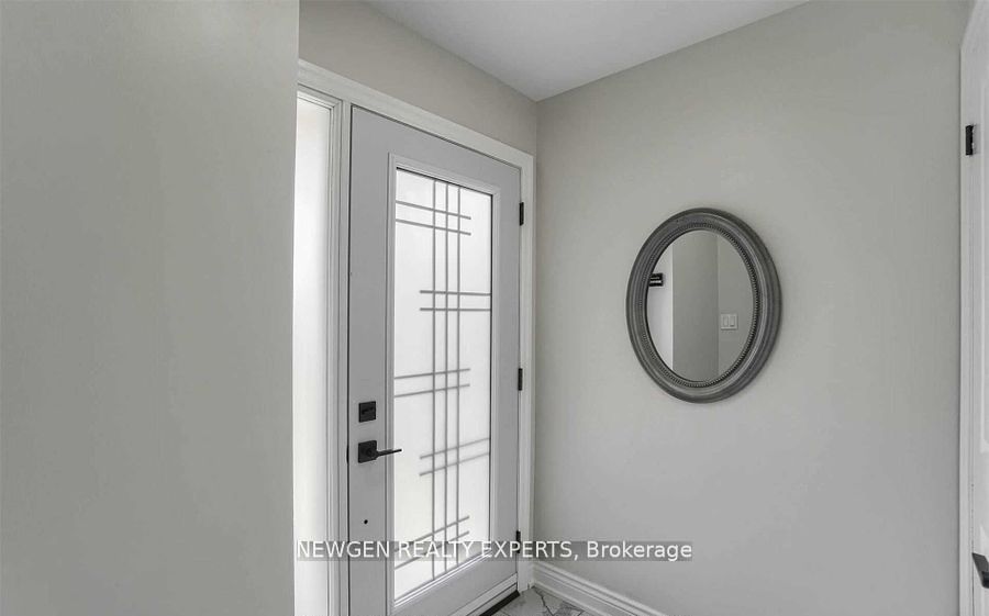 101 Banting Crescent