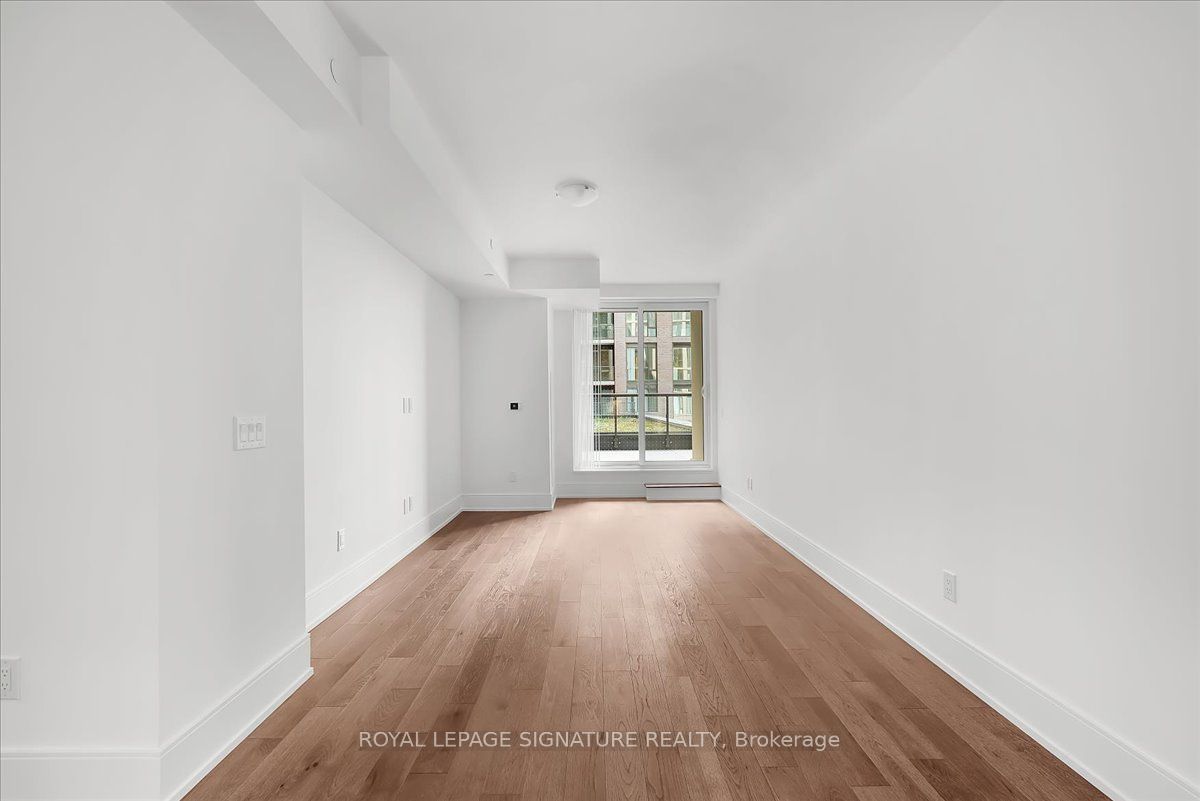 2450 Bloor Street W 301